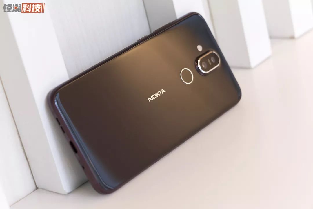 卡尔蔡司扶持的照相轻旗舰级：Nokia X7 暮夜红图赏