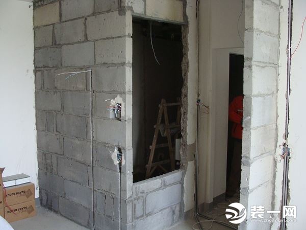 轻体砖VS红砖哪个好？新房装修隔断砌墙如何正确选择