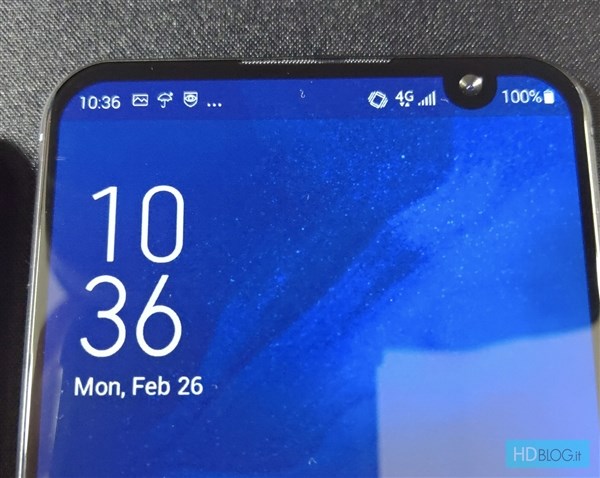 asusZenFone 6真机再曝：“小雨滴”移位