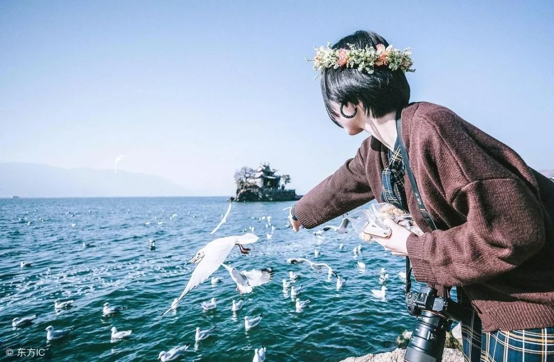 表达出外旅行心情好的句子(外出旅游美好心情的句子)