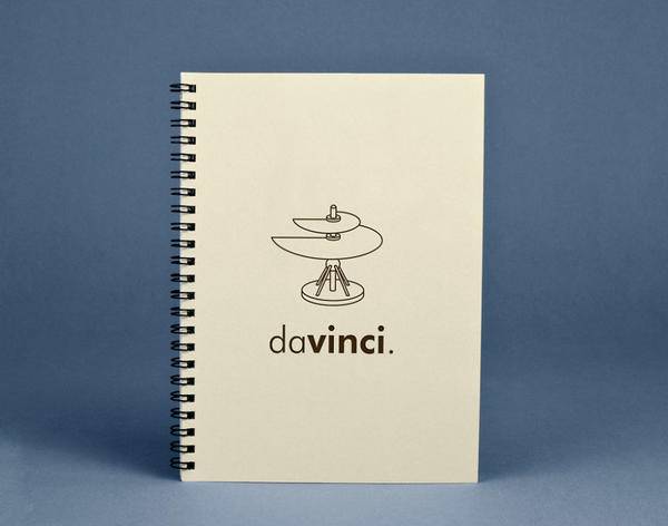 把你们最爱的艺术家做成 LOGO，贴胸口