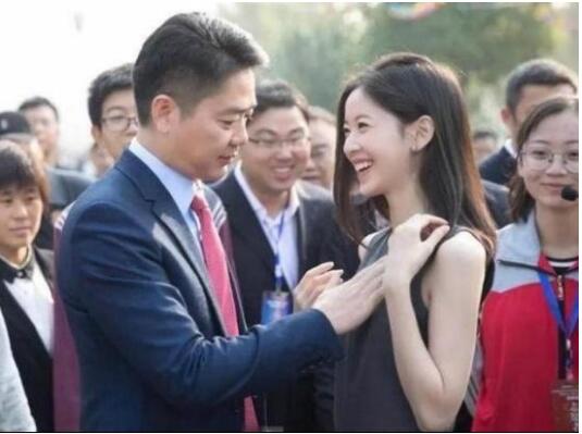 为什么嫁给刘强东，章泽天的回答让网友都不敢相信