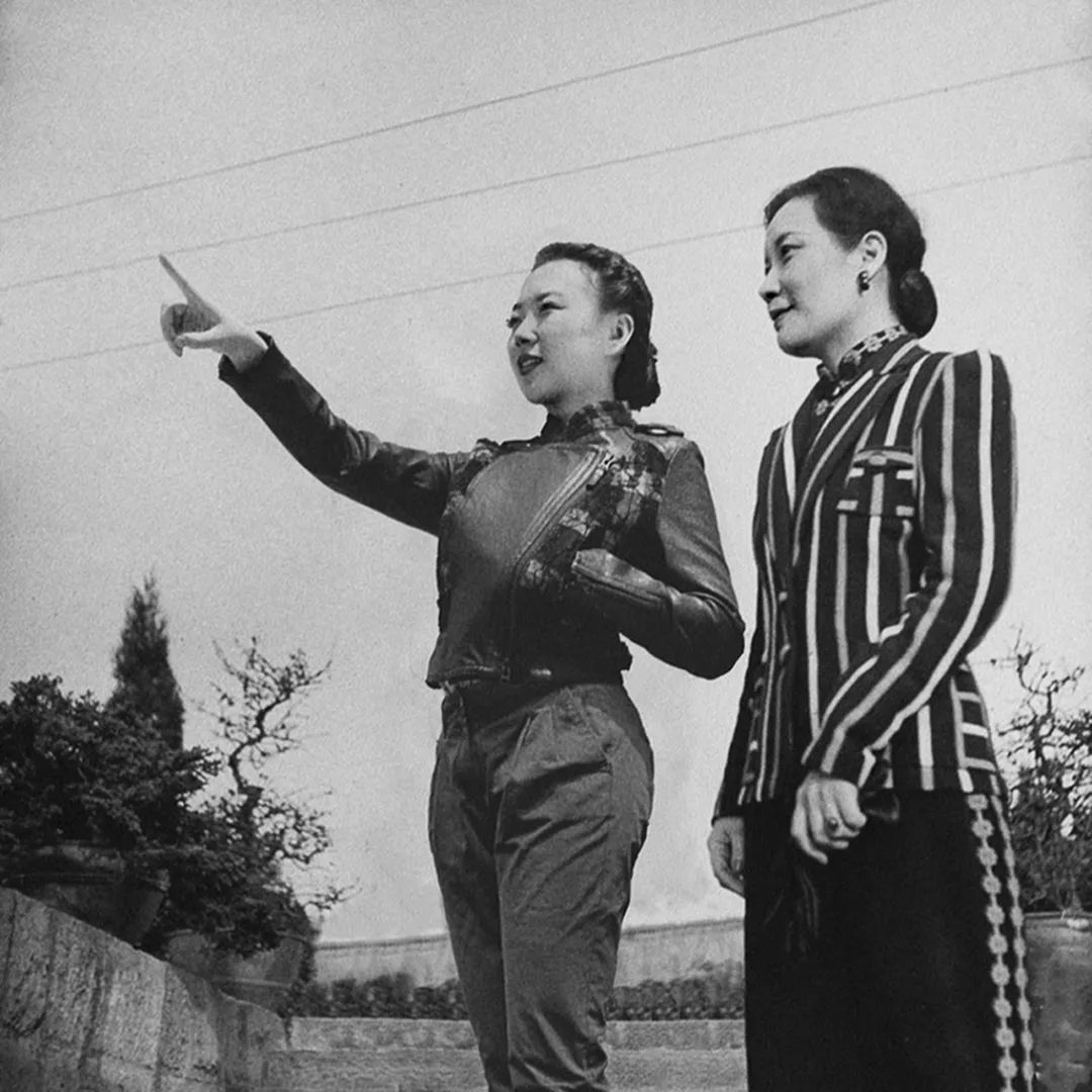 90后清华美女学霸,和名人拍“假照”,被揭发后还获国际大奖?