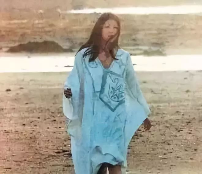 三毛：这个传奇的女子，其实你不认识她