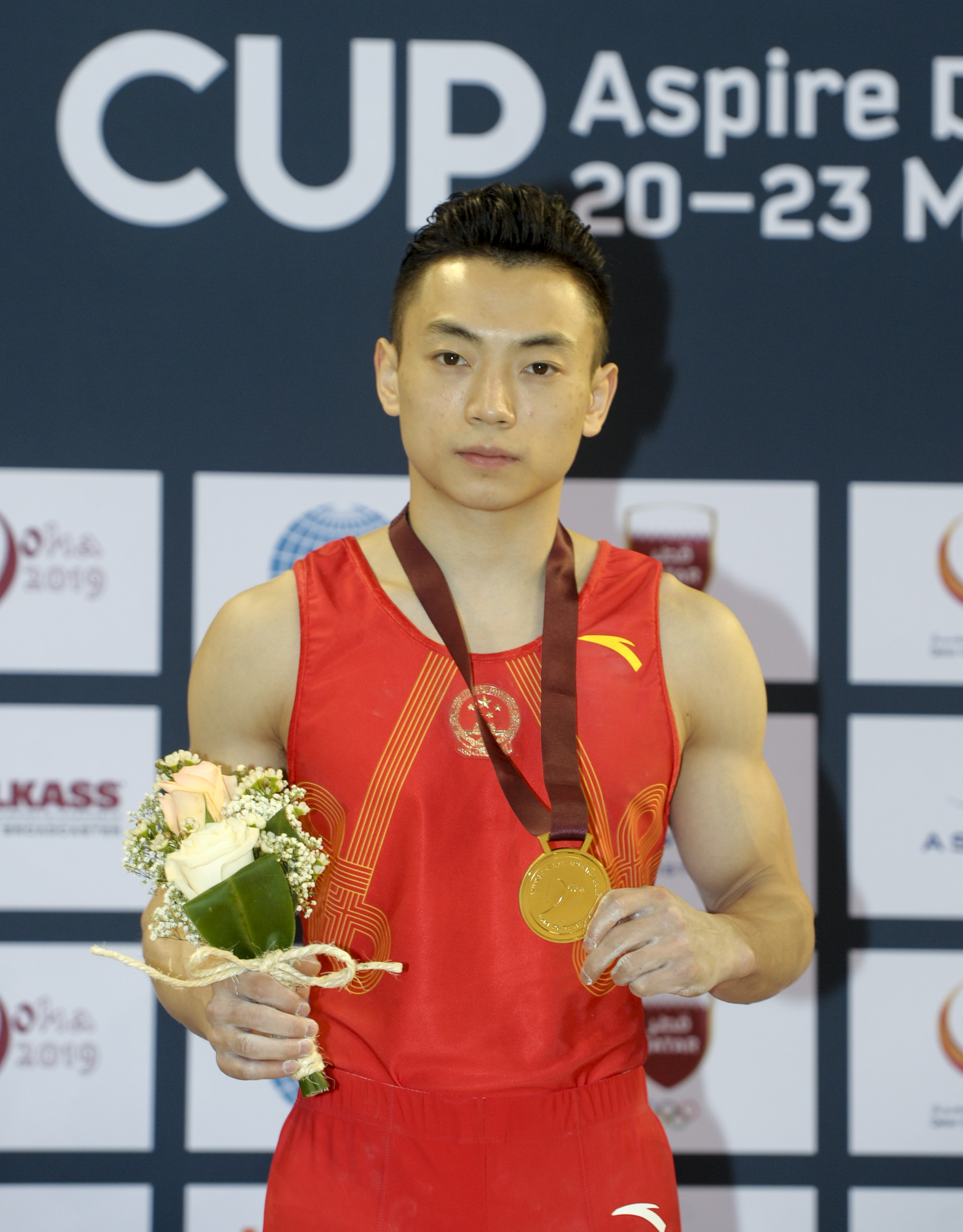 体操世界杯-体操-卡塔尔世界杯:邹靖元双杠夺冠_阳途网