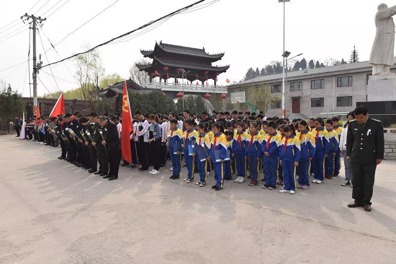铭记历史,缅怀先烈