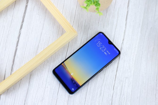 vivo Y91感受：强续航力 大运行内存 不仅外型漂亮