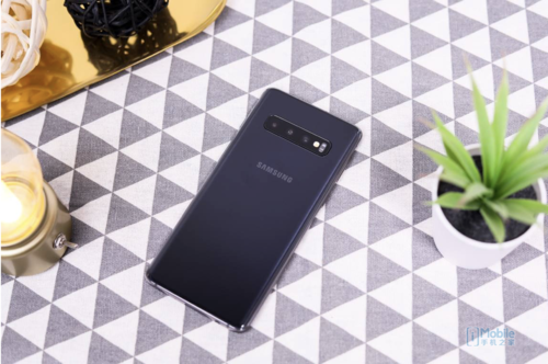 三星Galaxy S10测评：论十周年里程碑式之作到底怎样