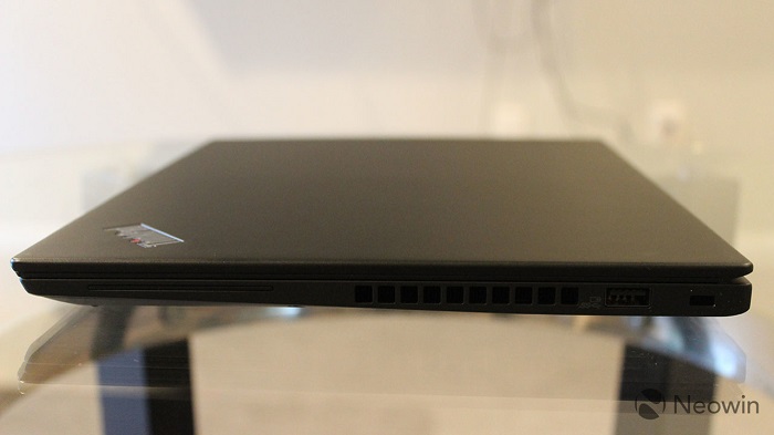 [视頻]ThinkPad X390拆箱测评：精巧便携式 功能齐全