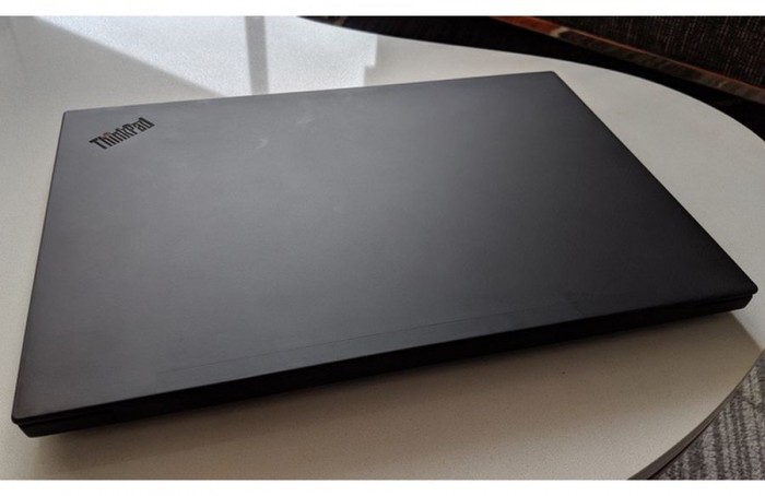 「图」第二代ThinkPad P1入门评述：特性更强大 薄厚缩小1.3mm