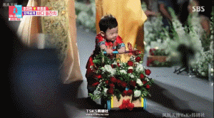 于晓光出轨引发中韩网友集体热议，邻里关系好到坐大腿？就离谱-第36张图片-大千世界