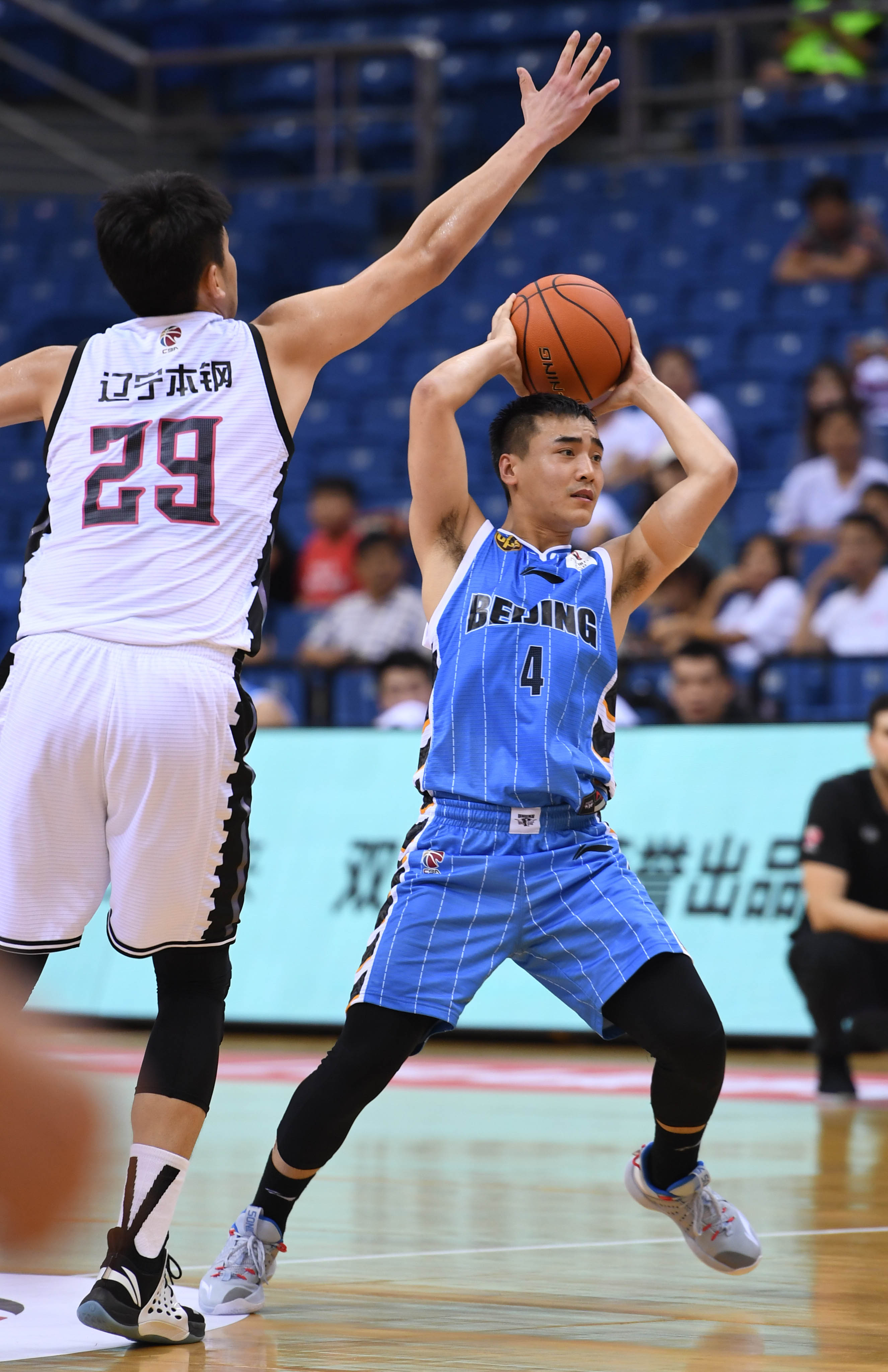 首钢击败青岛(篮球——2019年CBA夏季联赛（青岛站）：辽宁本钢胜北京首钢)