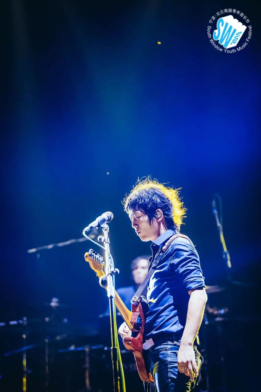 Zhao Lei, sound plays, · · · is 9 Lian Zhen's people, Kangmushi this night sky drew a chic moon