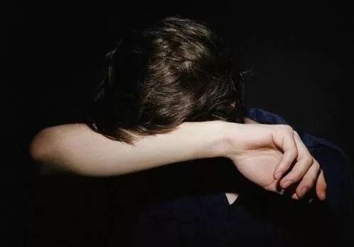 美女整容遭“毁容”！流鼻血，呼吸不畅...郑州华山医院是否真的无责