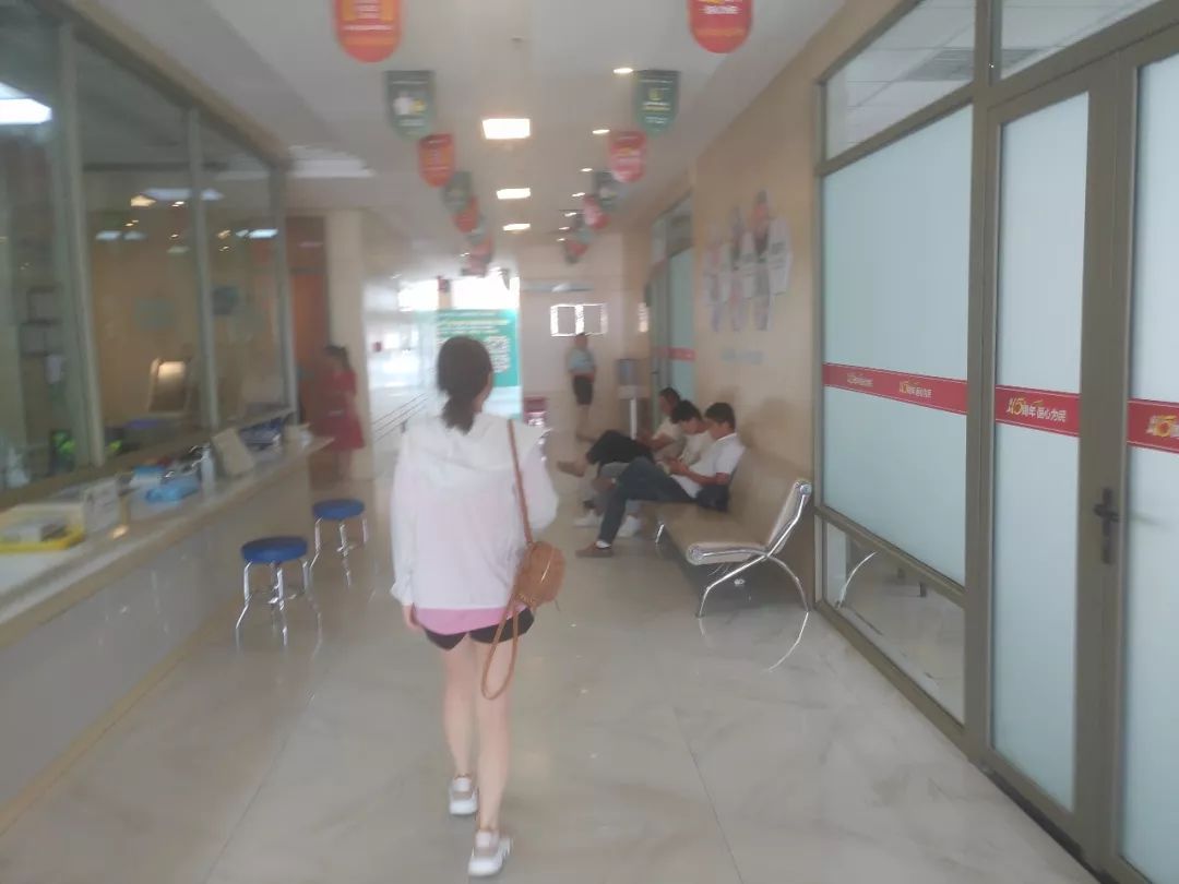 美女整容遭“毁容”！流鼻血，呼吸不畅...郑州华山医院是否真的无责