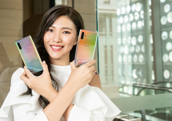 三星Galaxy Note 10系列产品公布：市场价最大达9200元