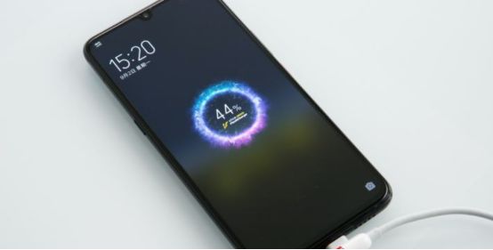 iQOO Pro 5G评测：配置彪悍定价亲民 成功拉低5G手机准入门槛