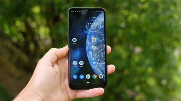 摩托罗拉Moto E6 Plus全面评测：性价比超级高的入门级机型