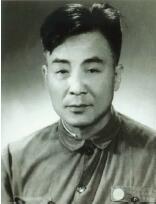 冯雪峰名言：生活是欺骗不了的，一个人要生活得光明磊落