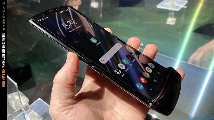 「图」摩托罗拉手机Razr 2019欧州销售市场市场价1680英镑 折合13008.7元