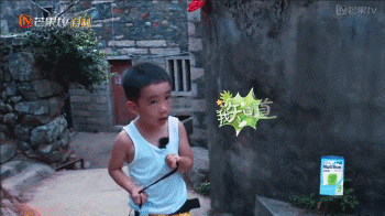 6岁Jasper被夸会做人：成人世界油腻的“高情商”，才配不上他