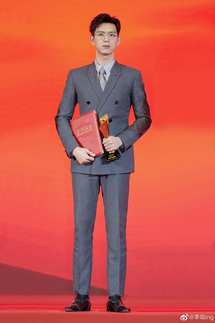 Xiao Zhan, Zhu Yilong, easy melt 1000 royal seal, plum now! CCTV spring is late first neat recreation of couplet platoon collect is encircled " 4 big flow "