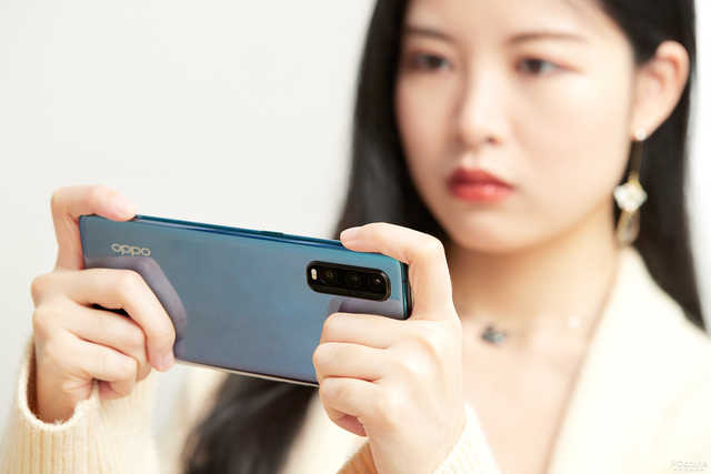 OPPO Find X2评测：顶级屏幕，依旧是全能5G旗舰