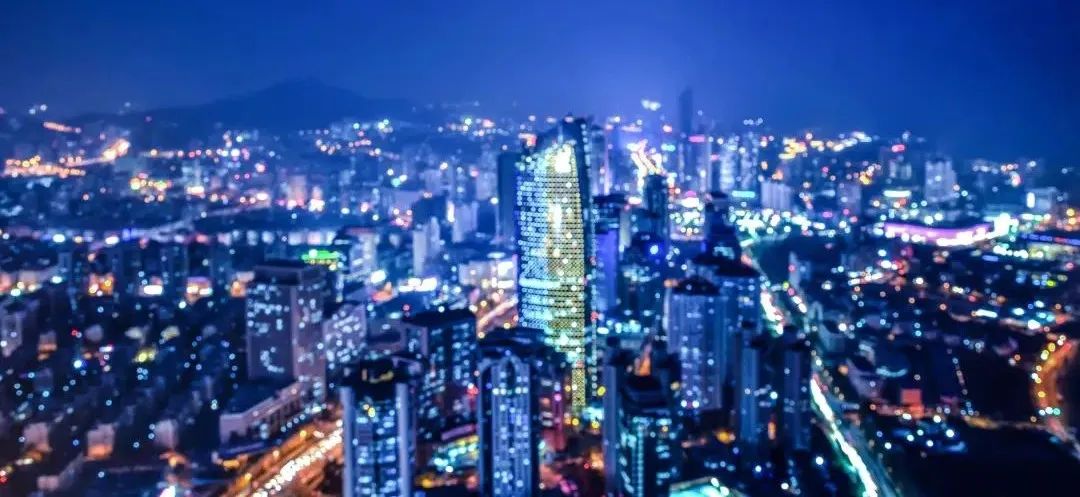 为何青岛、郑州盯上了同一个“人设”？