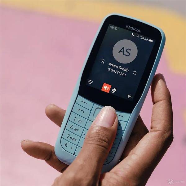 Nokia 220 4g 正式上市：4g 三网通/全网通/299 元