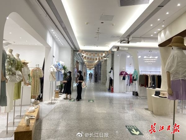 Han Zhengjie business door diary of go back to work: Attempt direct seeding sells the clothes, sale already had restored half