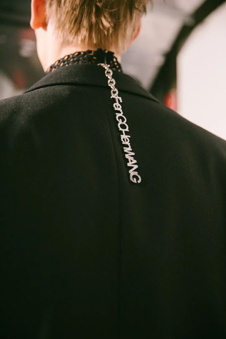 FENG CHEN WANG 大胆、先锋、建筑感和中性