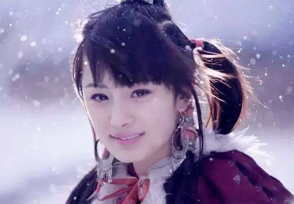 郑爽、刘亦菲、杨幂、高圆圆……她们的十八岁太绝了