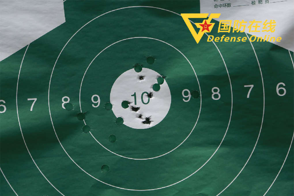 直击｜武警特战队员多课目实弹射击训练