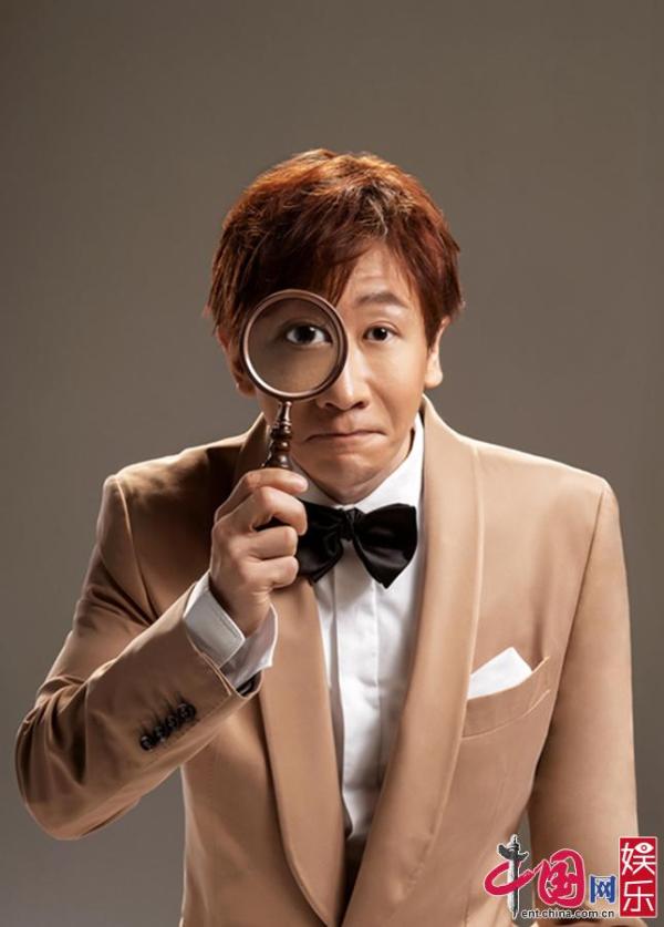 刘谦最新写真曝光 西装革履尽显绅士风范