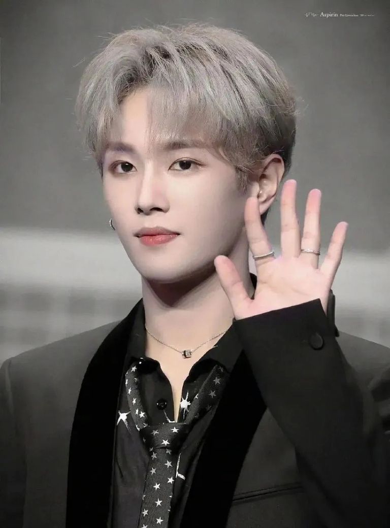 跟着爱豆染头发，如何不变杀马特？