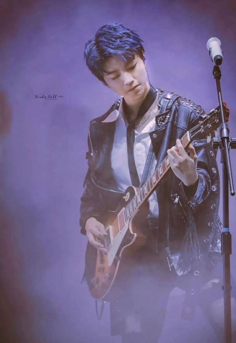 跟着爱豆染头发，如何不变杀马特？