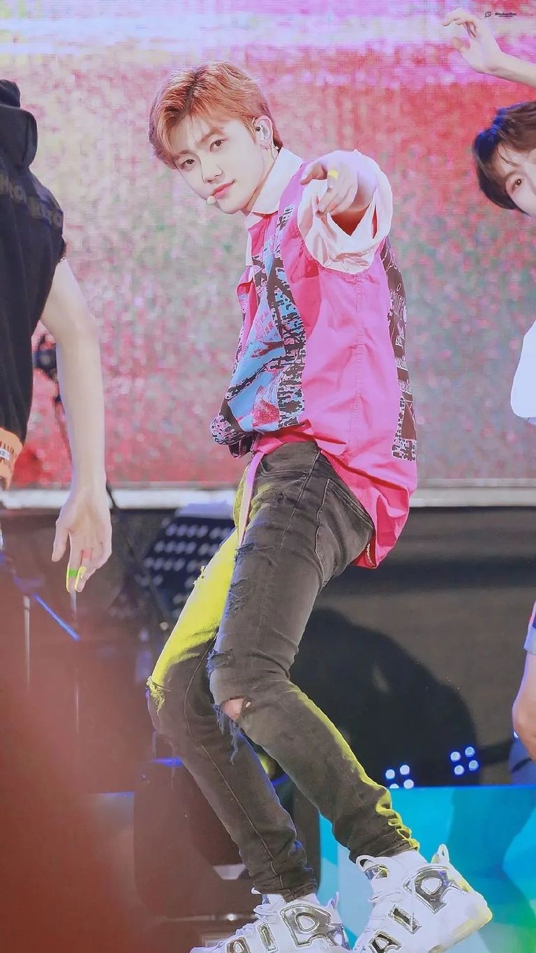 跟着爱豆染头发，如何不变杀马特？