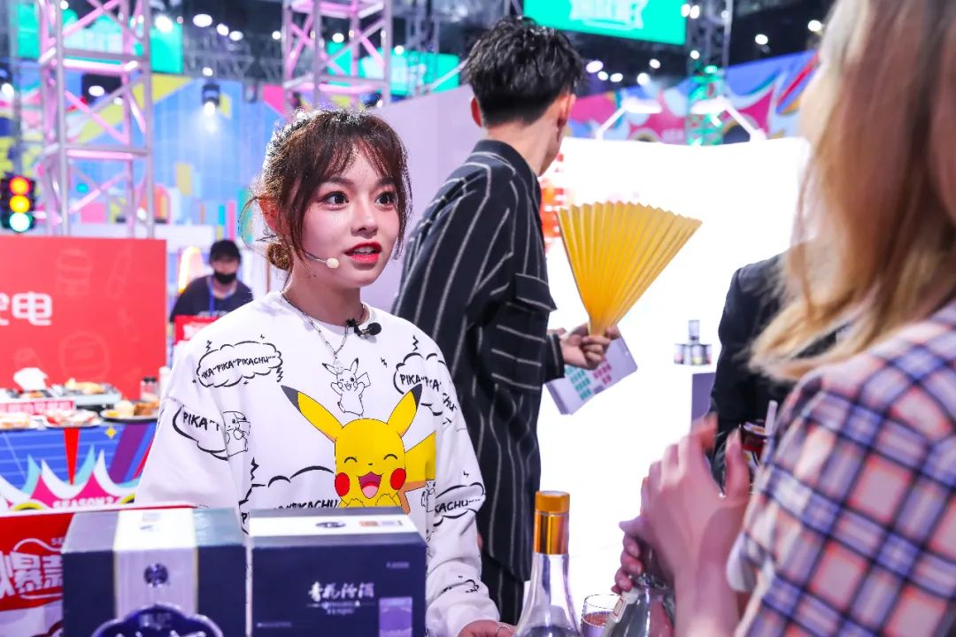 “全民带货”时代，《爆款来了》成就垂类真人