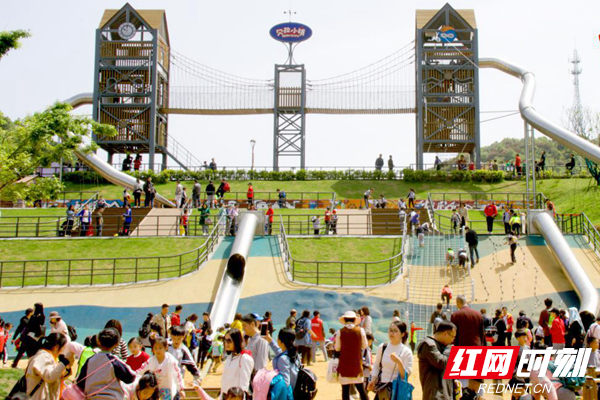 沿着长沙高速去旅行 六一带娃自驾去这些小众景