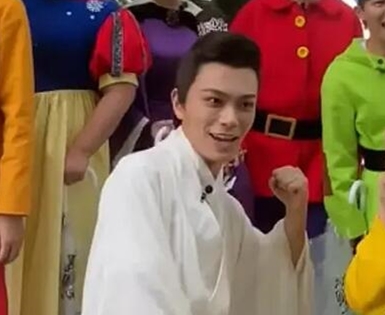 今日辩题：丁禹兮究竟帅不帅