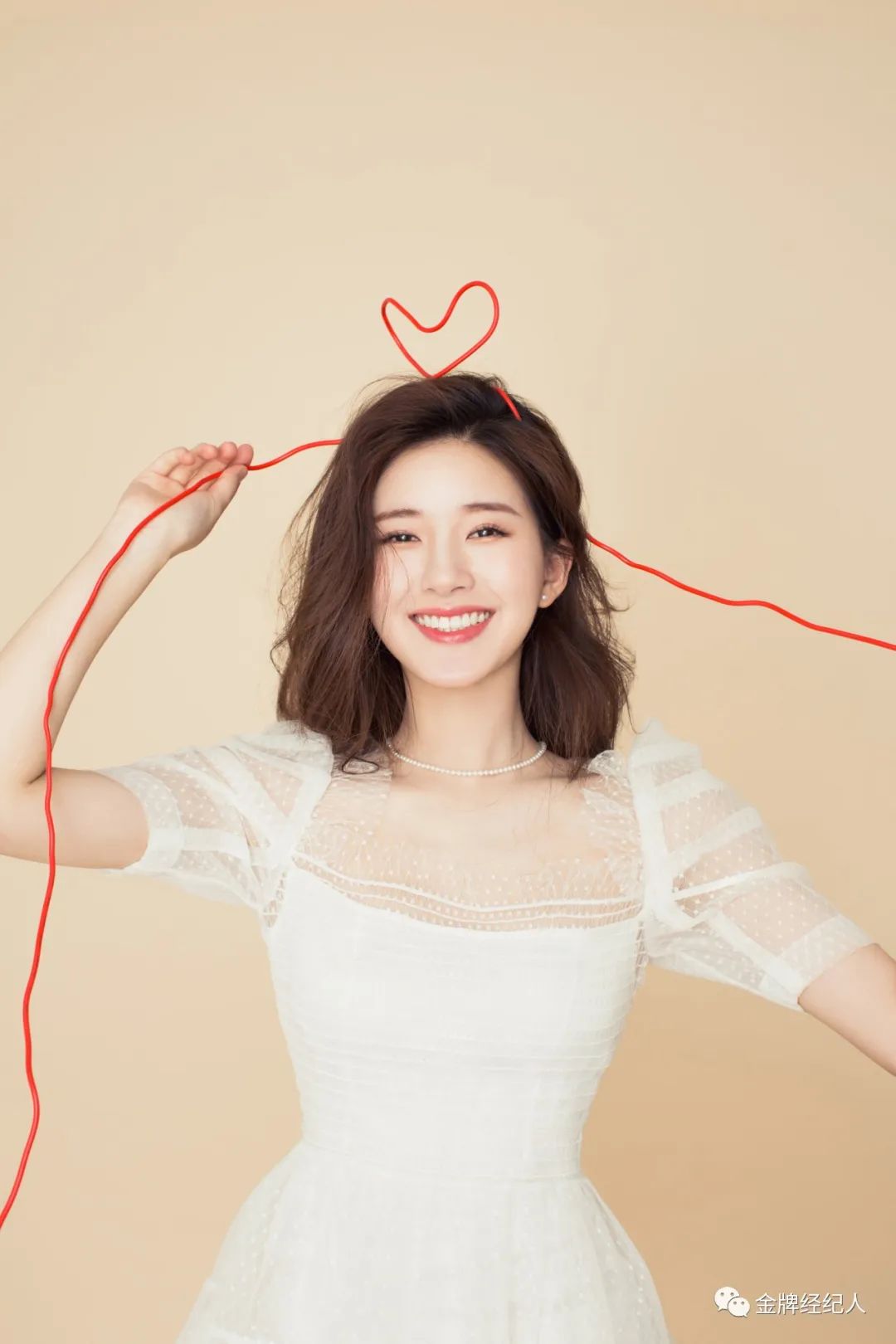专访赵露思丨爽剧女主角的「平淡」生活