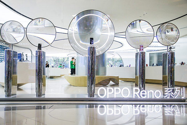 OPPO Reno4系列产品手机上市：轻巧才华横溢，重塑高人气值大牌明星机