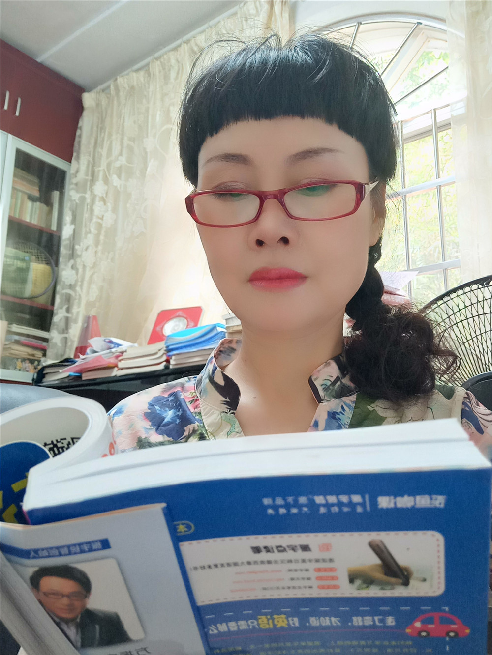 乘风破浪的妈妈！曾陪女儿考上同一学校研究生