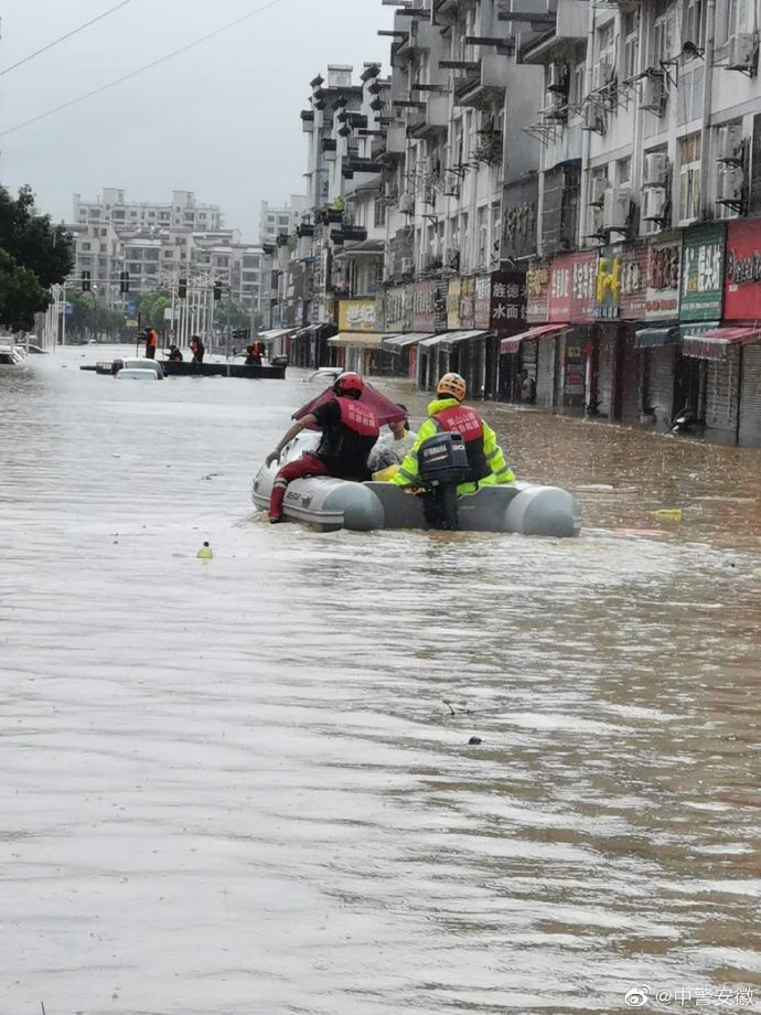 高考前夜的歙县
