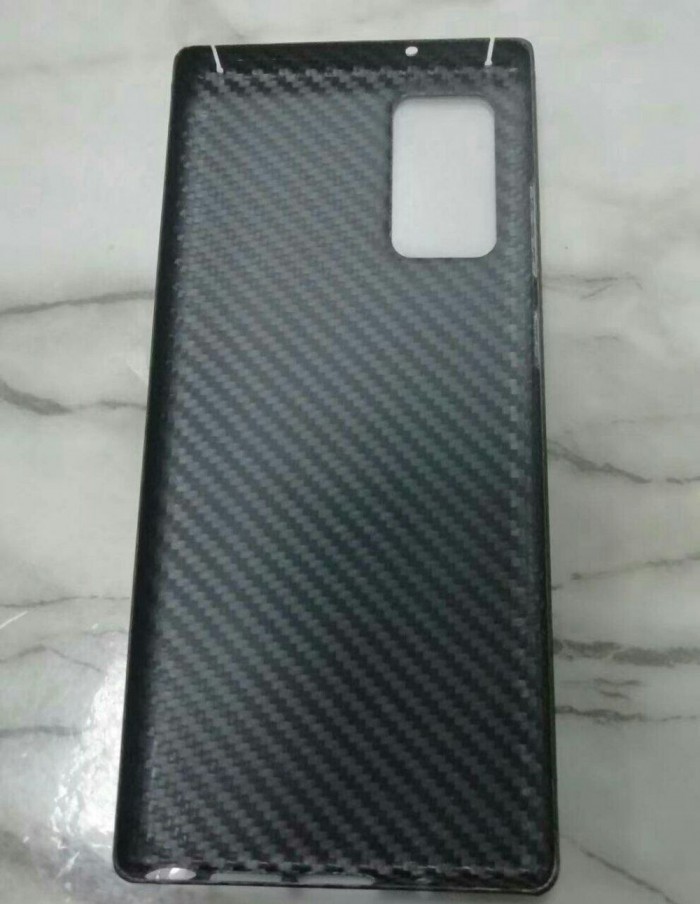 Galaxy Note 20/10宣图比照：前面一种高一厘米 后面一种为弧型显示屏