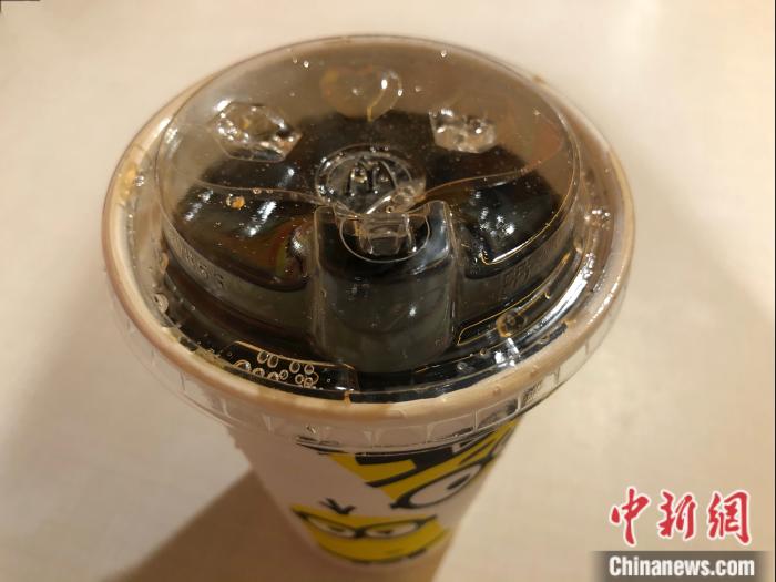 Suck sneak away a few minutes, degradation 500 years! "Plastic straw, will meet no longer "