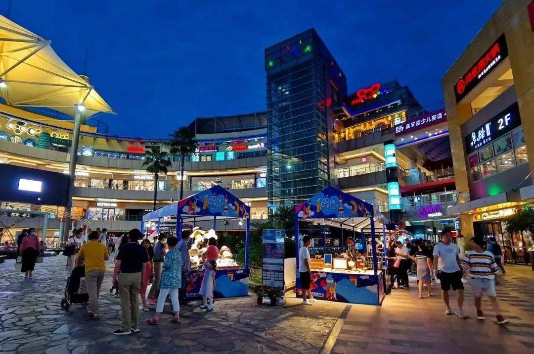 今年最火的「后備箱市集」玩法：19個購物中心活動盤點
