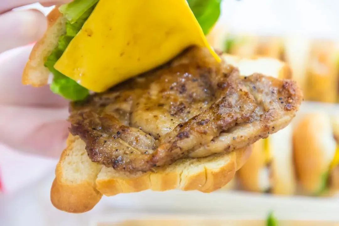 " Mini edition cate closes market " came, save birdie stomach