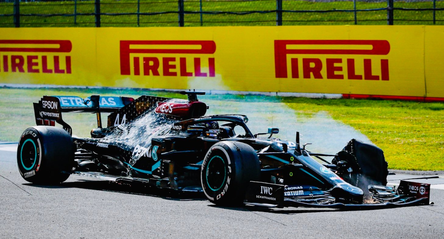 体坛联播│汉密尔顿英国站爆胎夺冠，丁俊晖世