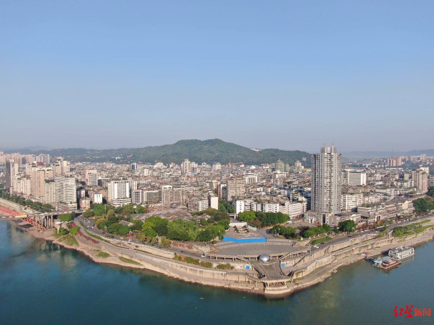 岷江水位继续上涨！四川宜宾“长江零公里地标”进水，已交通管制